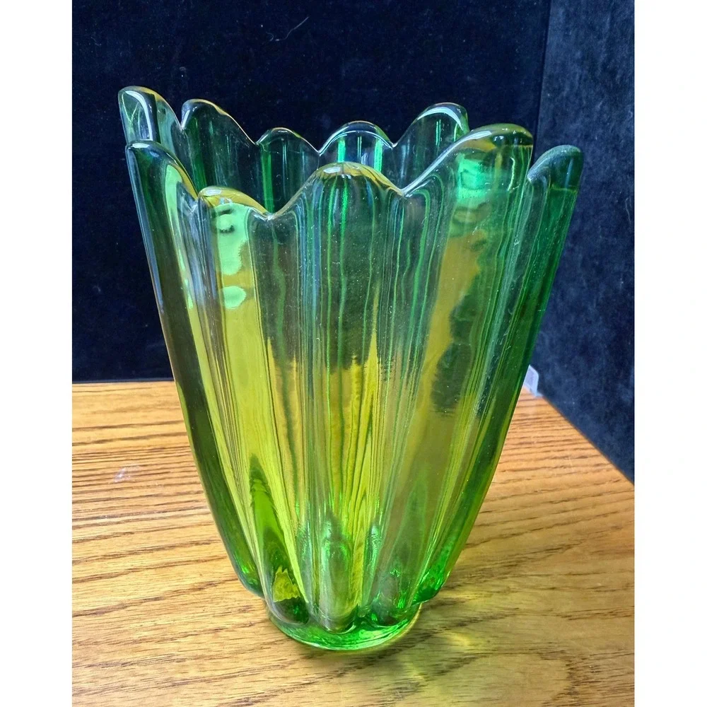 Vintage Green Ribbed Art Glass Vase- Ruffled Rim, Mid Century, Modern Decor